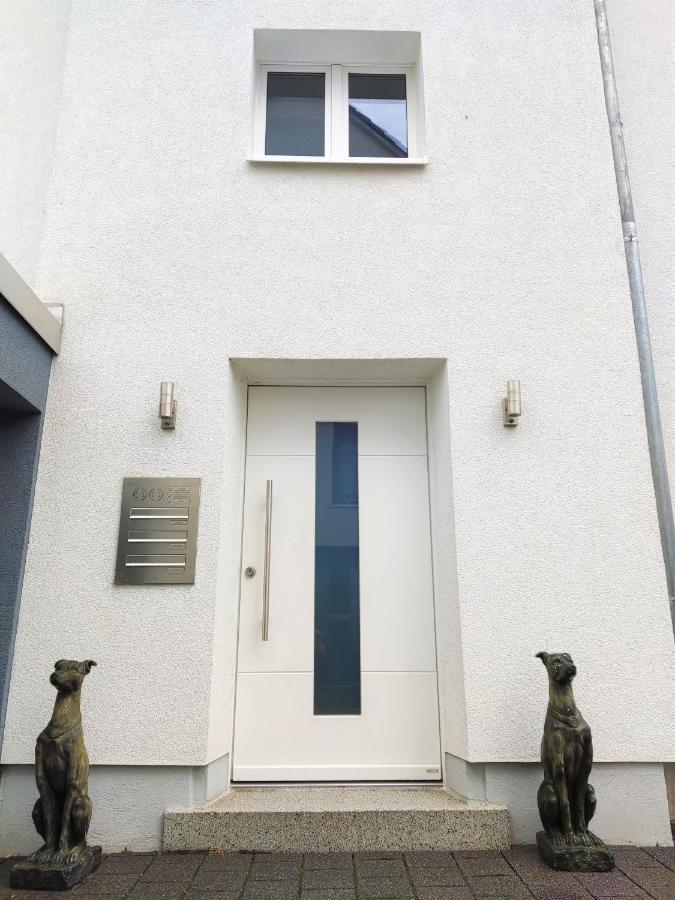 Zen Apartment - Spacious - Garden - Kitchen Karlsruhe Eksteriør billede